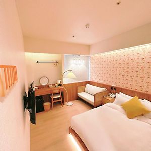 Cat Tail Pocket Inn